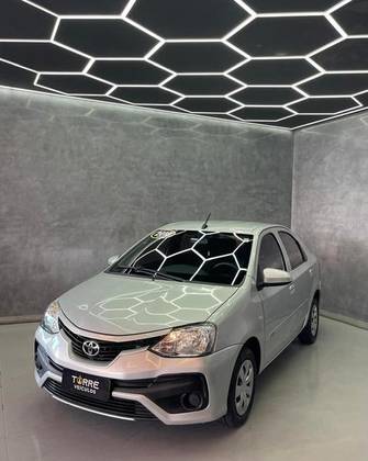 TOYOTA ETIOS 1.5 X SEDAN 16V FLEX 4P AUTOMÁTICO